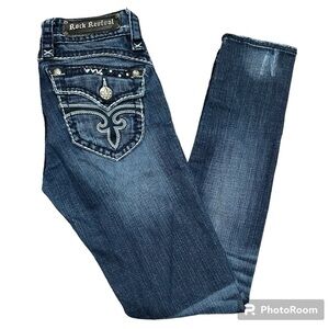 Buckle Rock Revival Stephanie Skinny Jeans